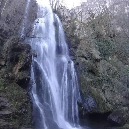 Le Des Poujades Reilhaguet