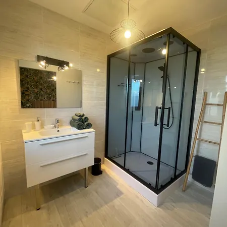 Hébergement de vacances Le Des Poujades Reilhaguet